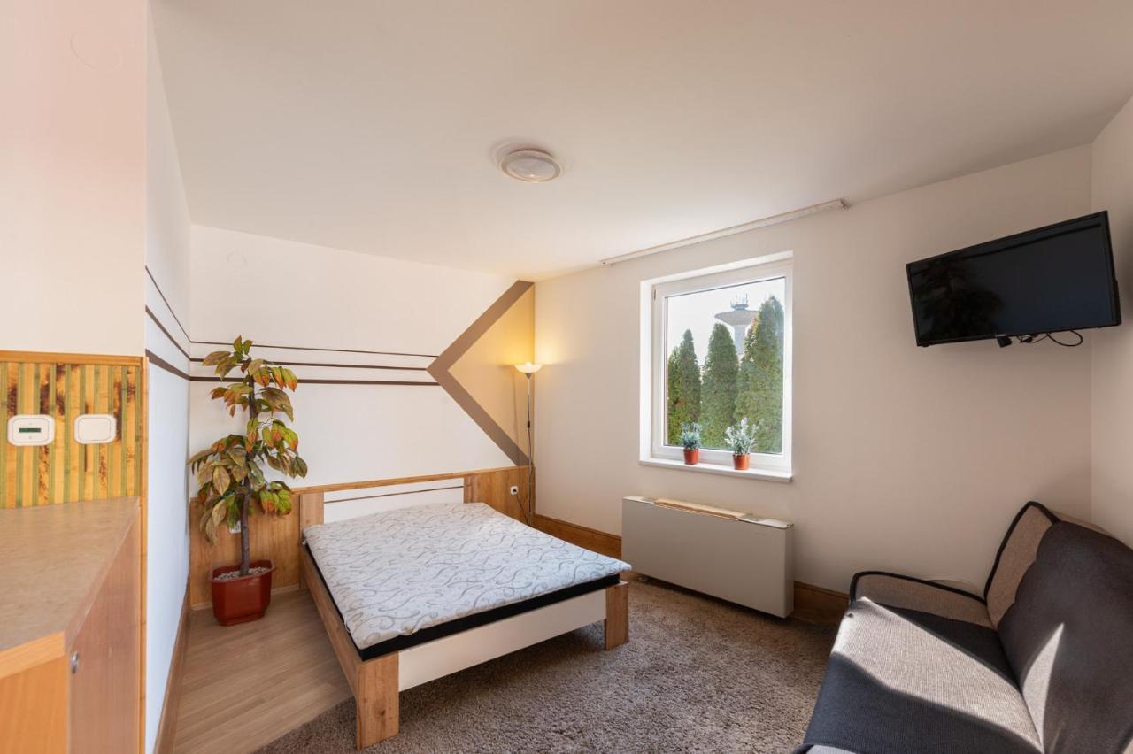 Appartement ART Éden à Hajdúszoboszló Extérieur photo