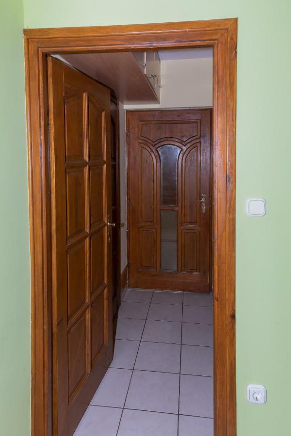 Appartement ART Éden à Hajdúszoboszló Extérieur photo
